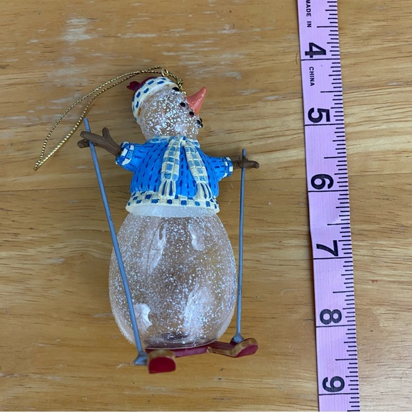 Princess House Crystal Snowman on Skis Ornament - Picture 4 of 5